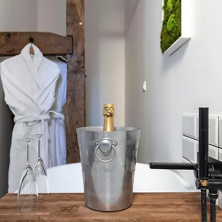 公寓 Nuit Zen Rouen - Centre Historique - Parking - Clim Mobile -Balneo