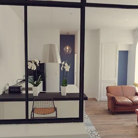 Nuit Zen - Jacuzzi - Centre Historique 아파트