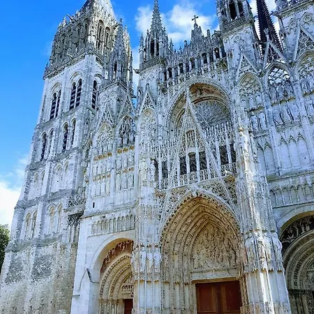 Nuit Zen Rouen - Centre Historique - Parking - Clim Mobile -Balneo 公寓 鲁昂