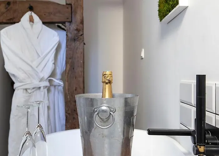 Apartment Nuit Zen - Jacuzzi - Centre Historique